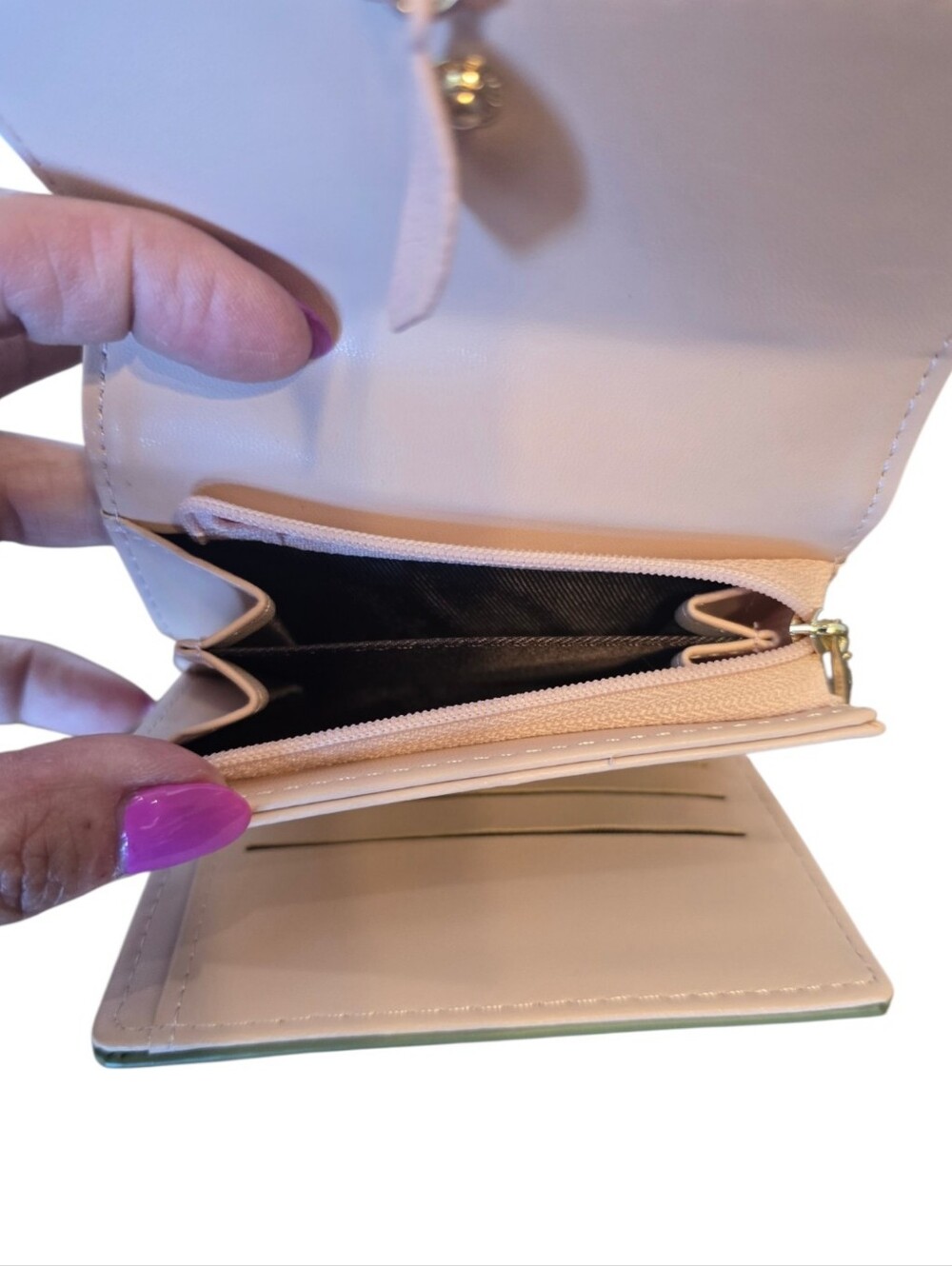 Roulens RFID Green Blush Pink Faux Leather Bifold Snap Wallet - Picture 6 of 12